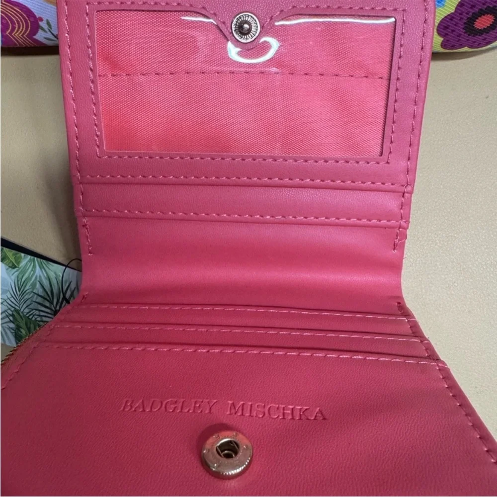 Badgley Mischka Coral Quilted
Women's Wallet NWT - Picture 8 of 10